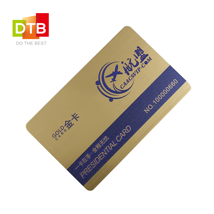 DTB 新品上市 双面拉丝金凸印签名条pvc标准卡 航空VIP贵宾卡图片