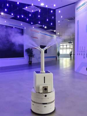 噴霧型消毒機器人
