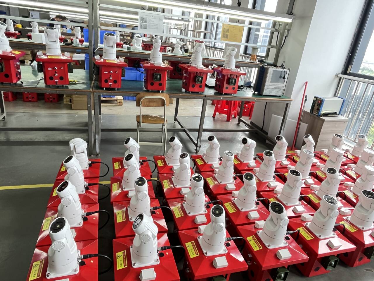 输电线路综合激光防鸟害一体化装置图片