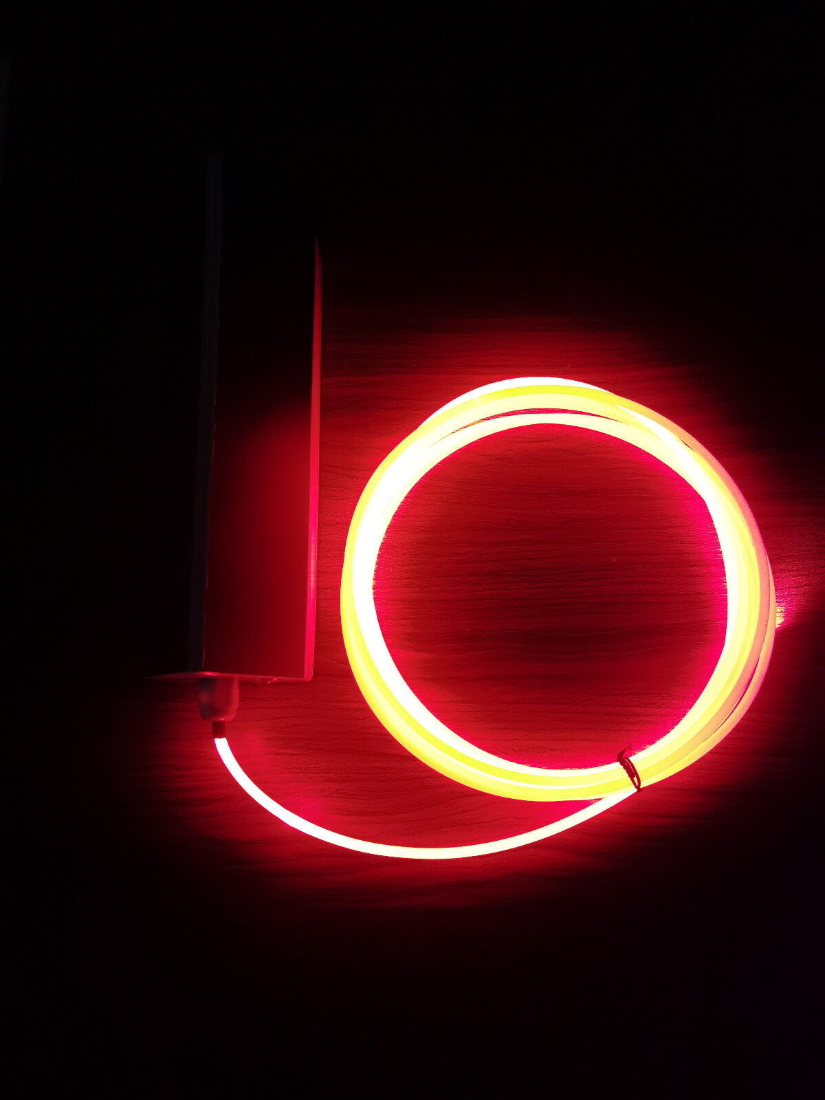 户外线杆拉线警示设备 电杆拉线发光警示装置支持定制图片