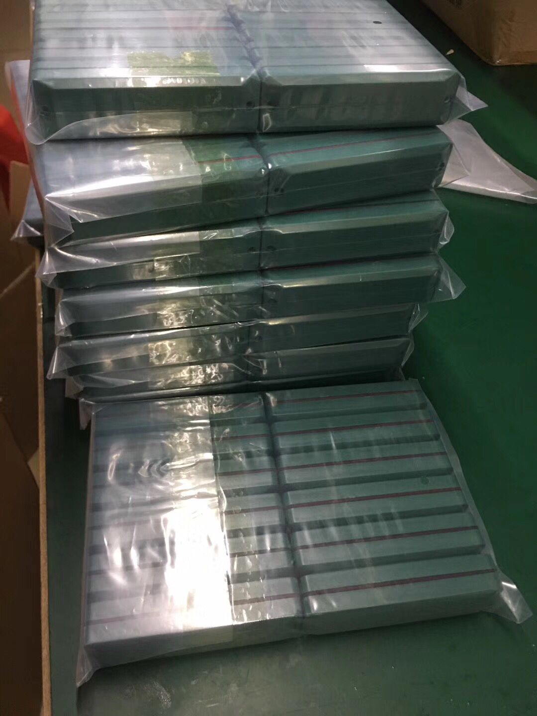 超高频抗金属标签图片