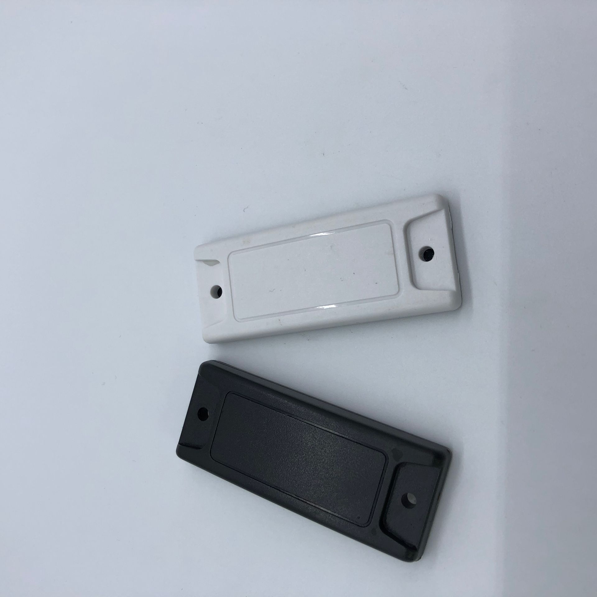 抗金属标签图片
