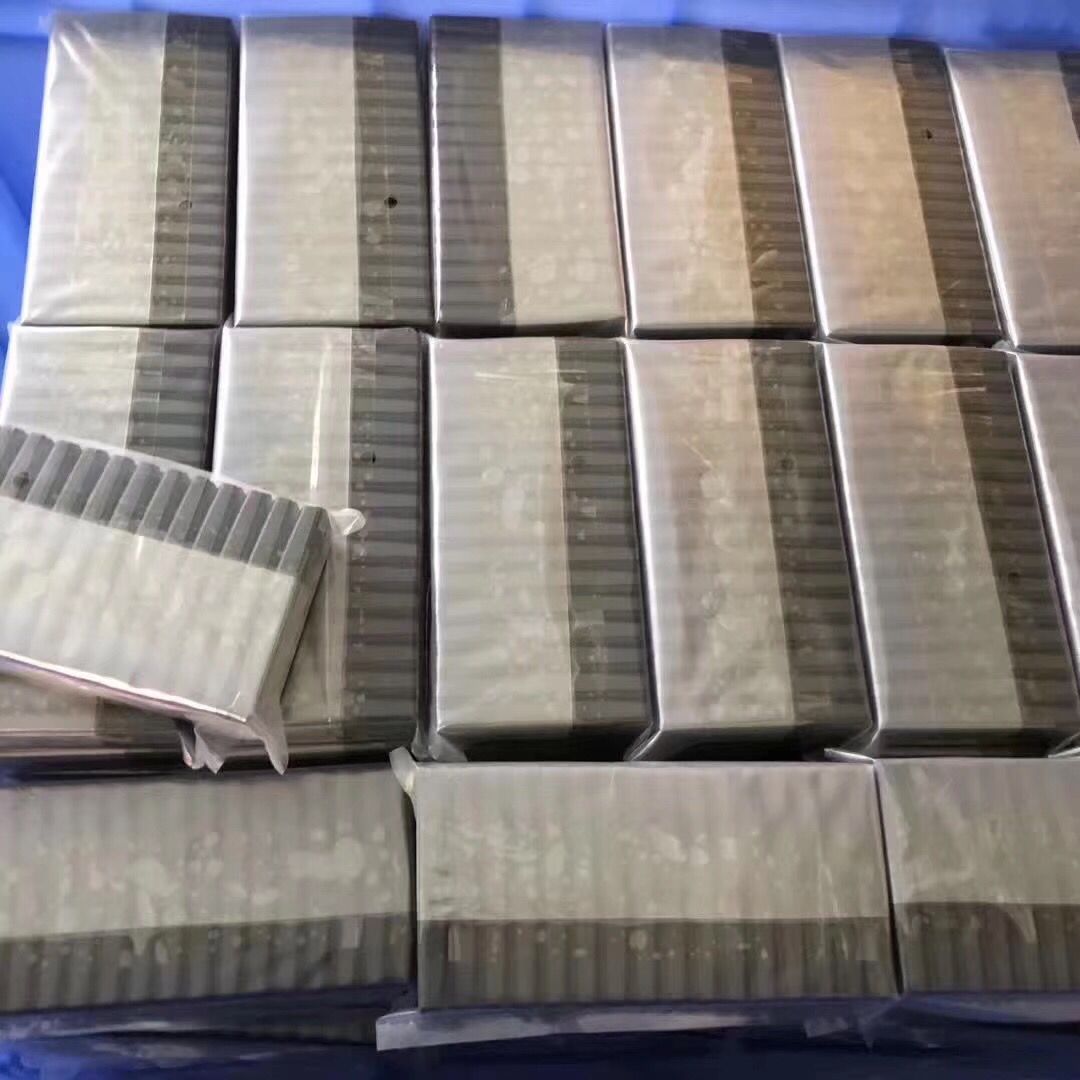 抗金属标签图片