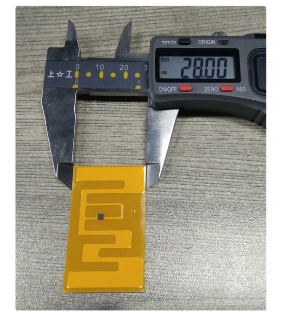 柔性FPC电子标签UHF超高频RFID电子标签猪牛羊耳标动物耳标H3、H9图片