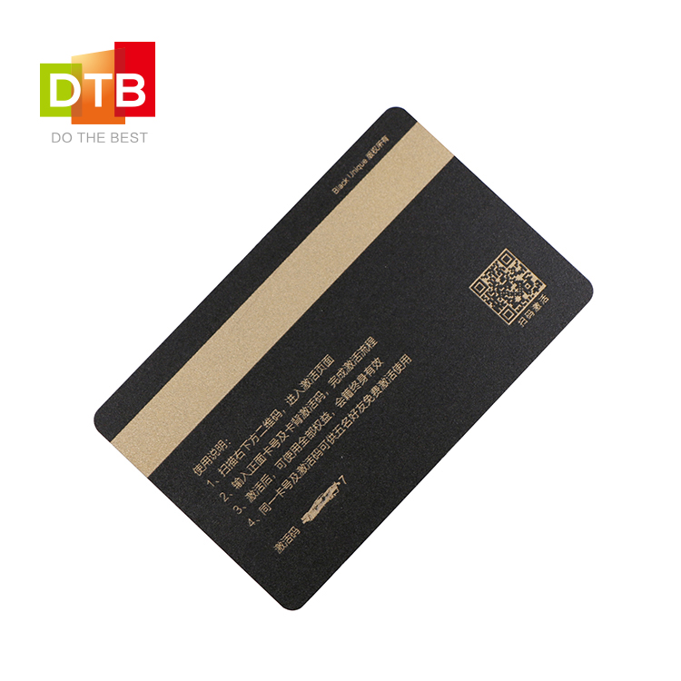 DTB 厂家定制 黑色PVC料单面拉丝金浮雕 磁条卡 骑士黑金会员卡图片