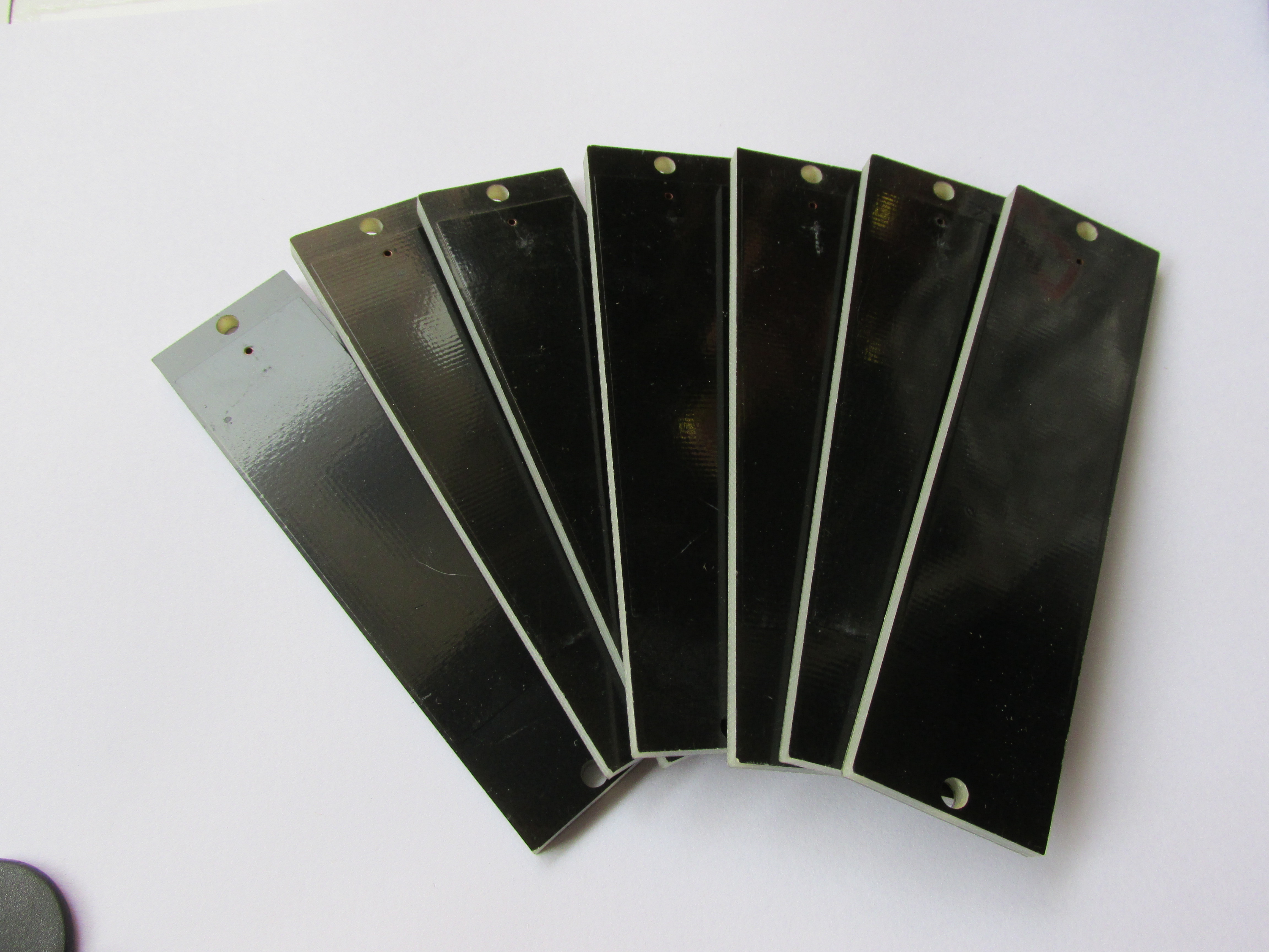 ISO18000-6C 无源 PCB 超高频 抗金属 标签  95*25mm 图片