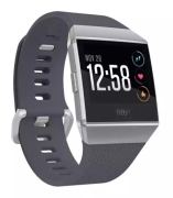 Fitbit 智能运动手表