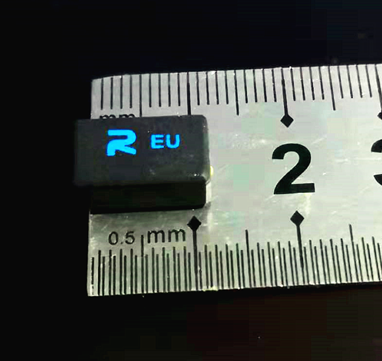 RFID小型耐高温抗金属标签，超高频耐高温耐酸碱标签，小尺寸特种耐高温标签图片