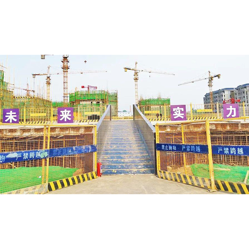 人脸识别劳务实名制智慧工地系统图片