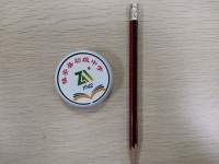 校徽（胸章）定位器