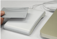 桌面式，壁挂式 UHF 读写器