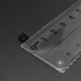 国内RFID小尺寸陶瓷小标签  UHF模具嵌入式标签-Boson图片