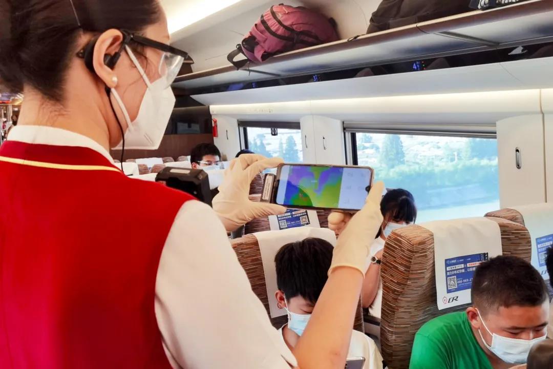 批发零售高德手机测温宝CB360红外热成像即插即用测体温高德总代速发货图片