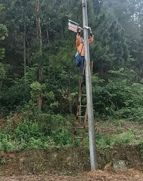 特力康线路防外力破坏智能警示牌 智能语音警示牌的应用场景图片
