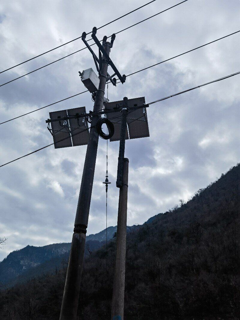 架空线路山火监测装置图片