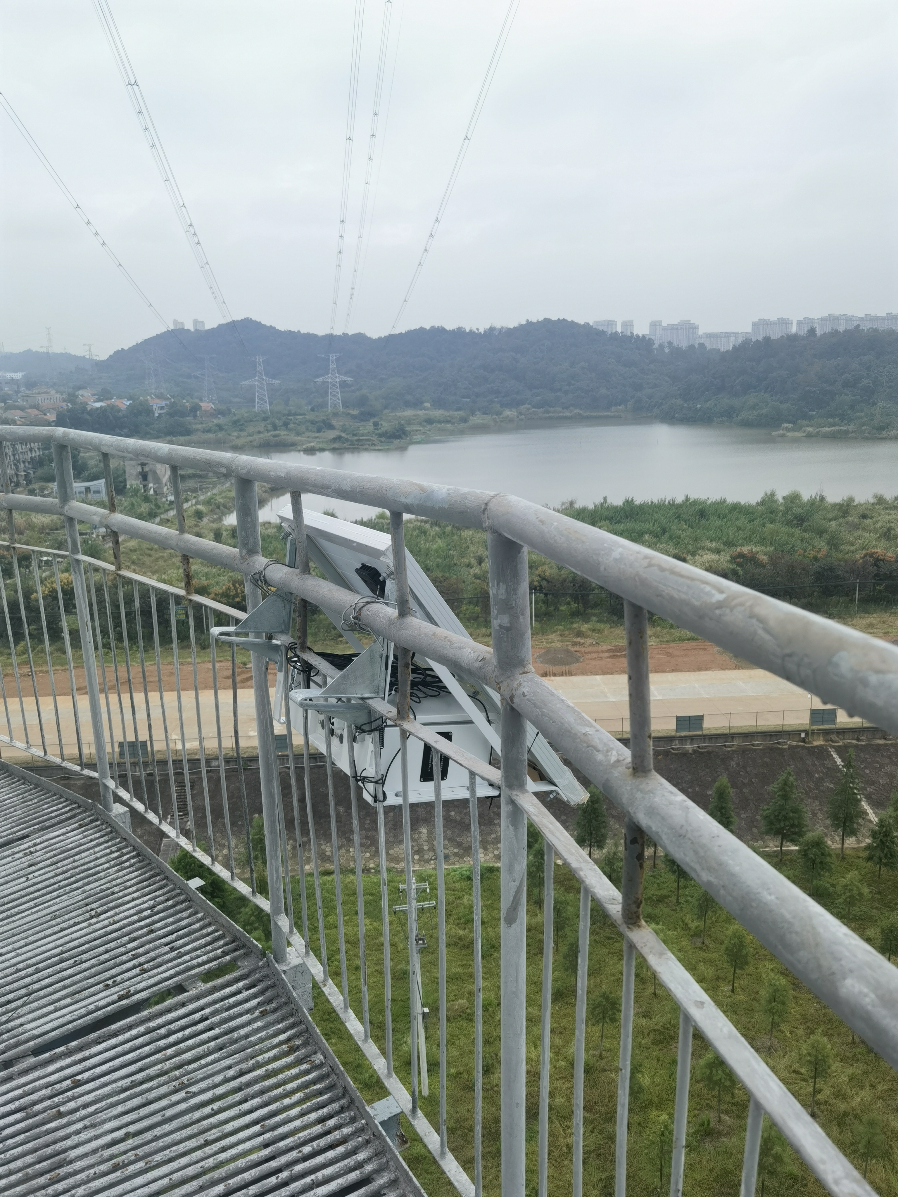 架空输电线路导线弧垂监测装置 电力弧垂监测系统应用方案图片