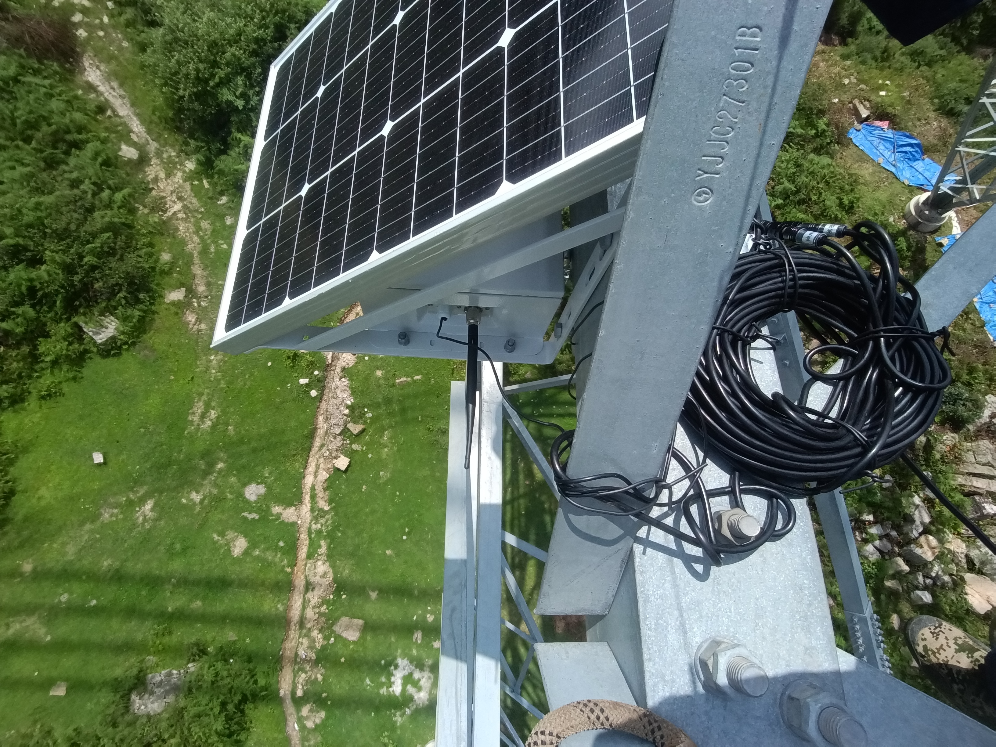 电力杆塔倾斜故障预警系统 杆塔倾斜状况监测预警装置图片