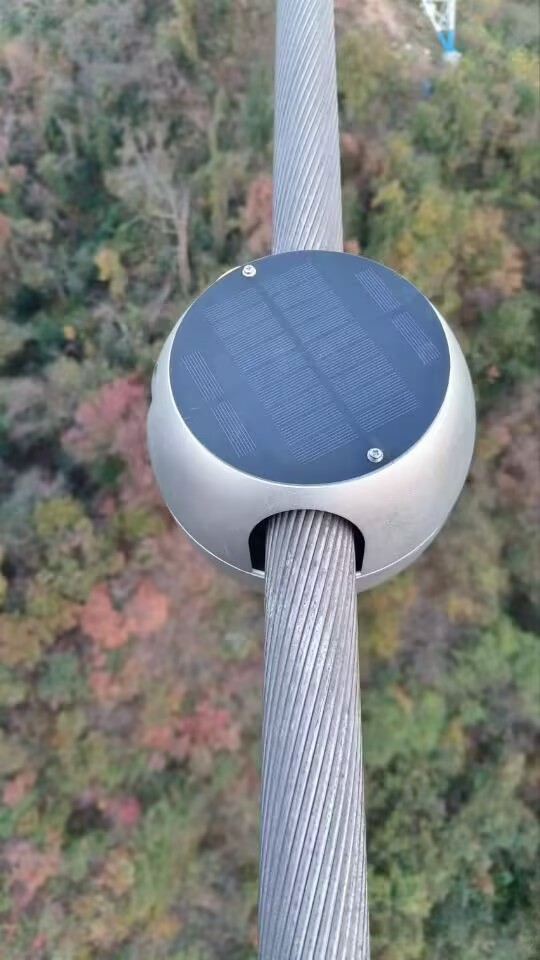 架空输电线路导线弧垂监测装置 电力弧垂监测系统应用方案图片