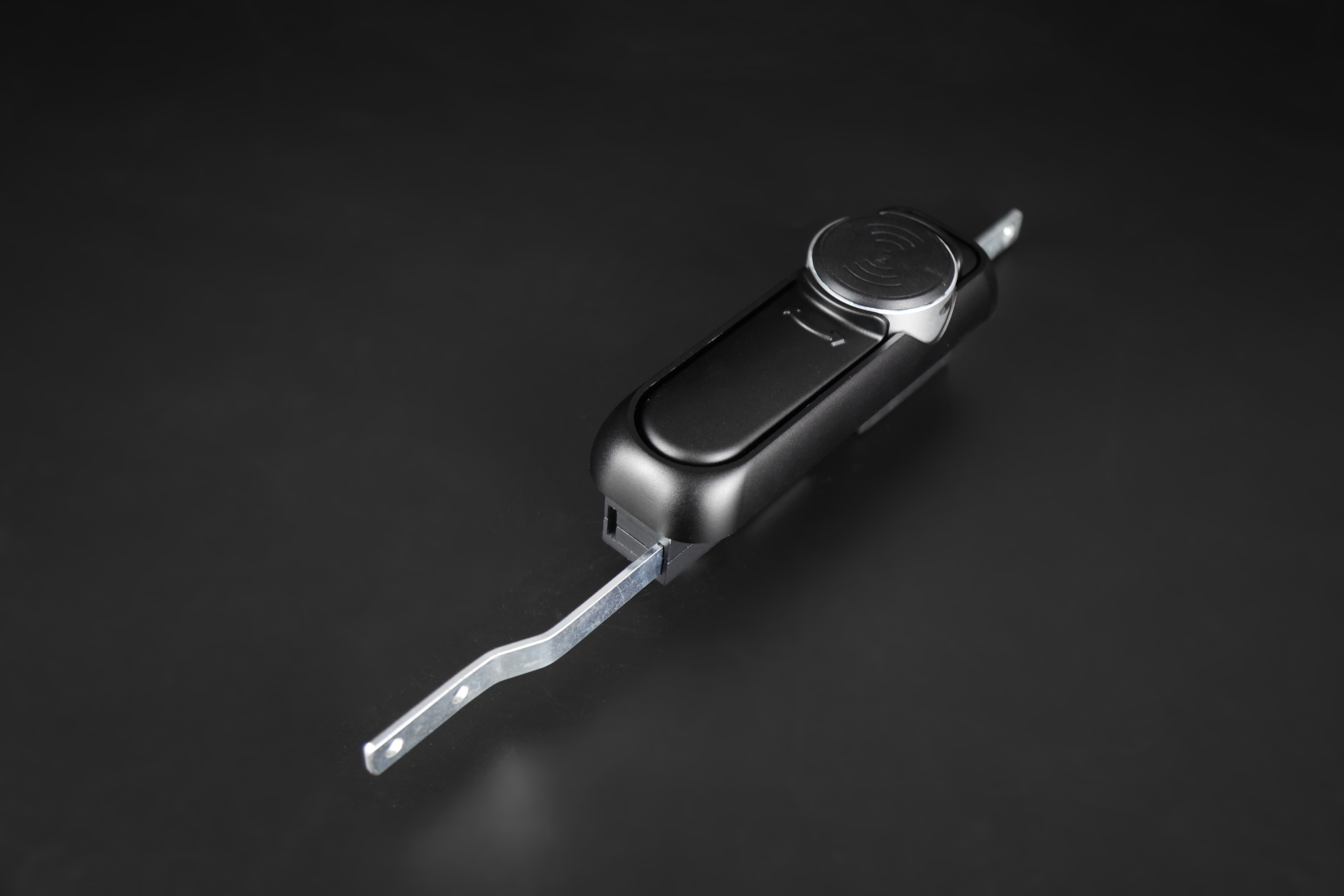 NFC机柜锁 NFC无电柜锁 NFC无源机柜锁 NFC智能柜锁图片