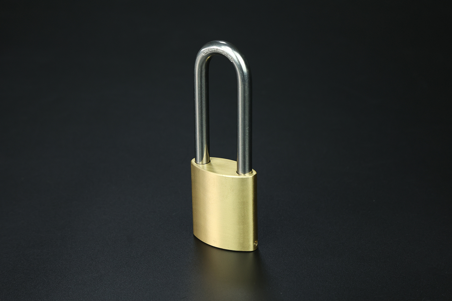 高铁通道作业门智能锁 铁路无源智能电子锁 铁路防护网智能锁图片