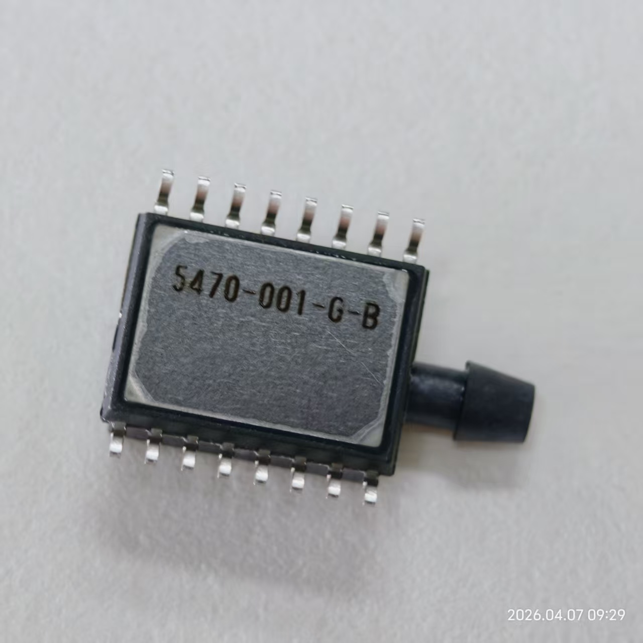 SM5470-001-G-B非补偿式微表压压力传感器双侧同向倒钩气嘴 图片